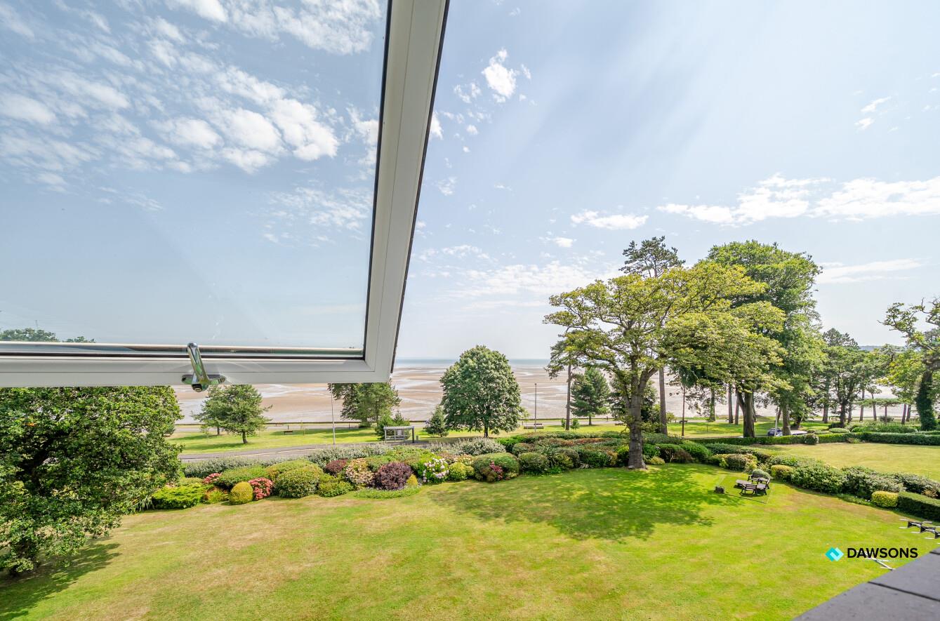 Huntington Close, West Cross, Swansea, SA3 5AL